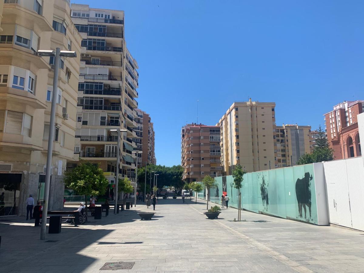 Homely Malaga Malagueta Junto Al Mar, Parking Privado Bajo Suplemento Eksteriør bilde